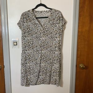 GAP leopard print v-neck mini dress